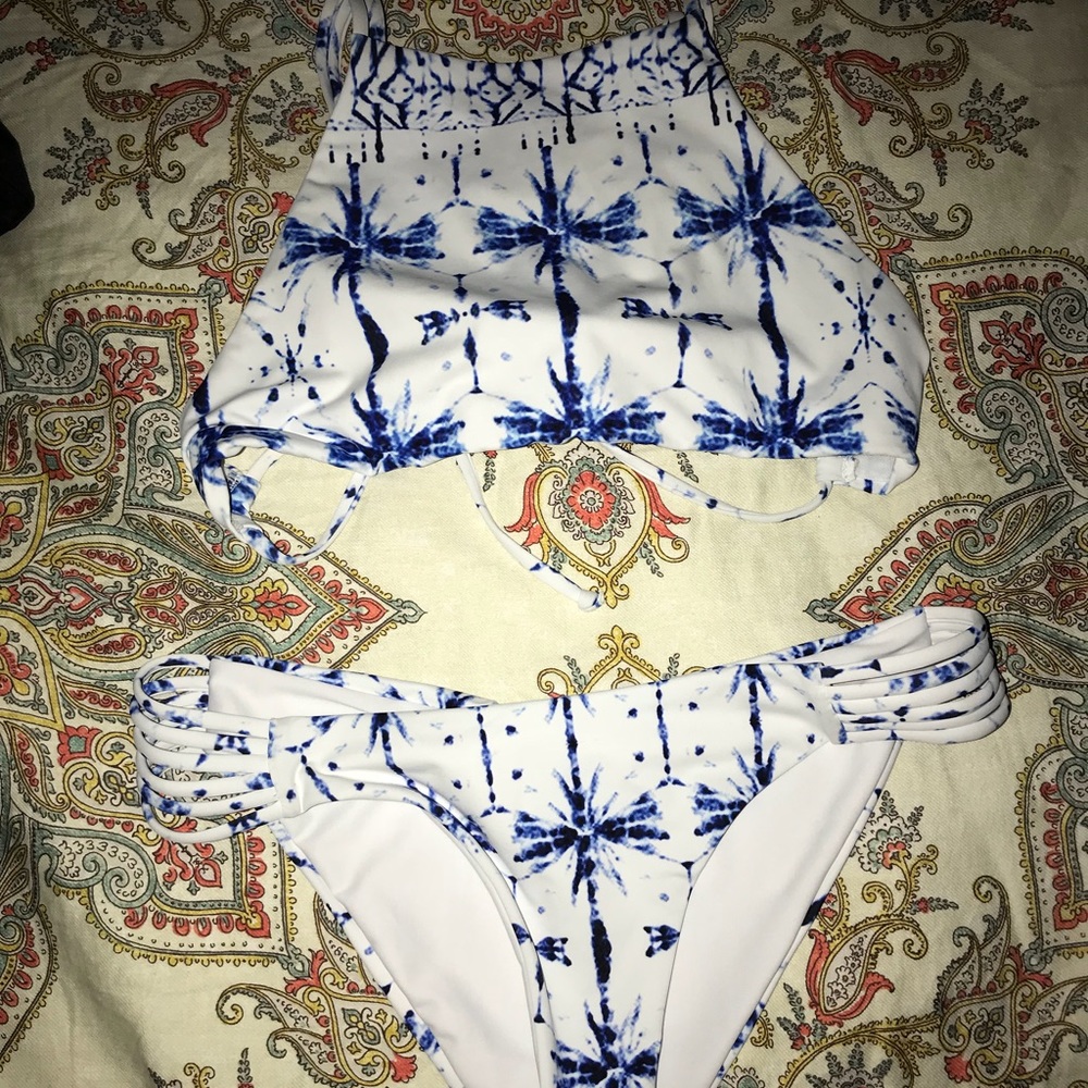 Cupshe Bikini